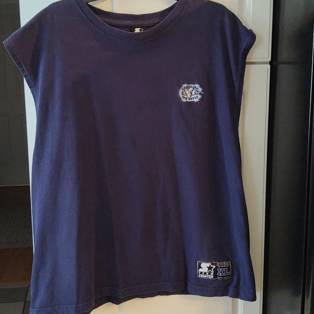 Carolina Tar heel Sleeveless shirt - Picture 1 of 5